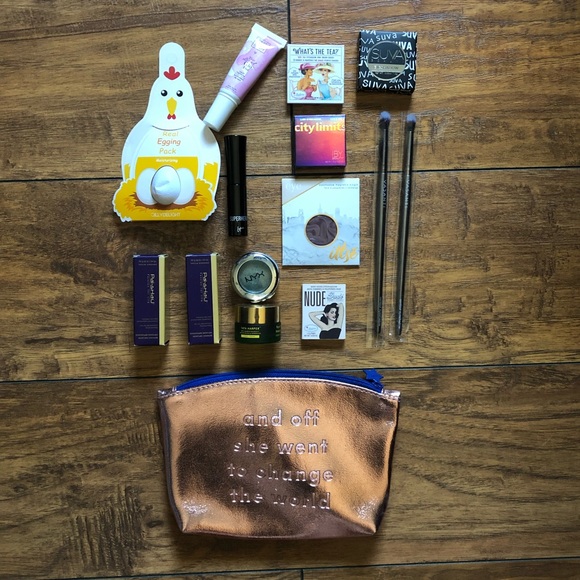 ipsy Other - Ipsy bundle and bag